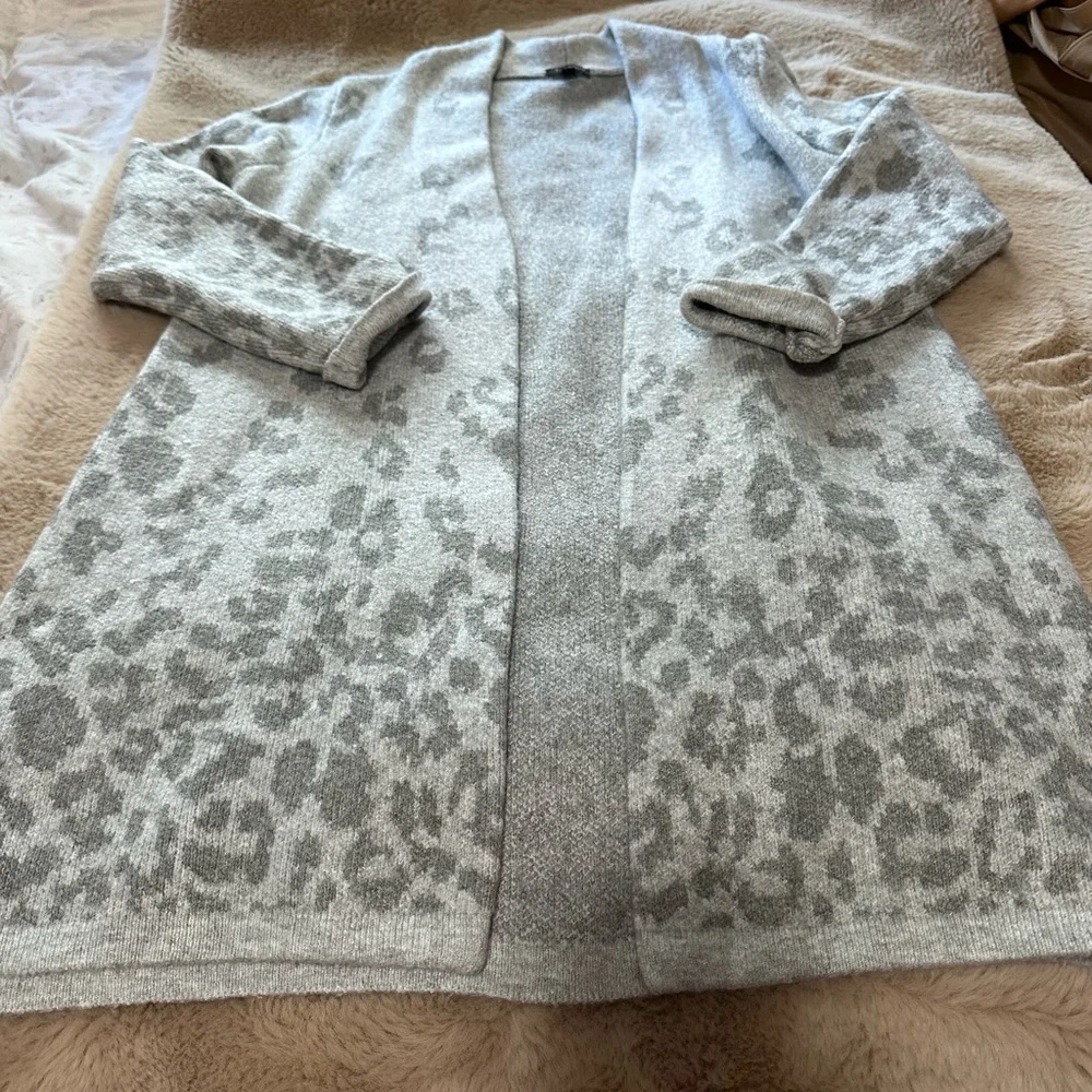 Ombre Animal Print Flyaway Cardigan Talbots MP - Picture 5 of 7
